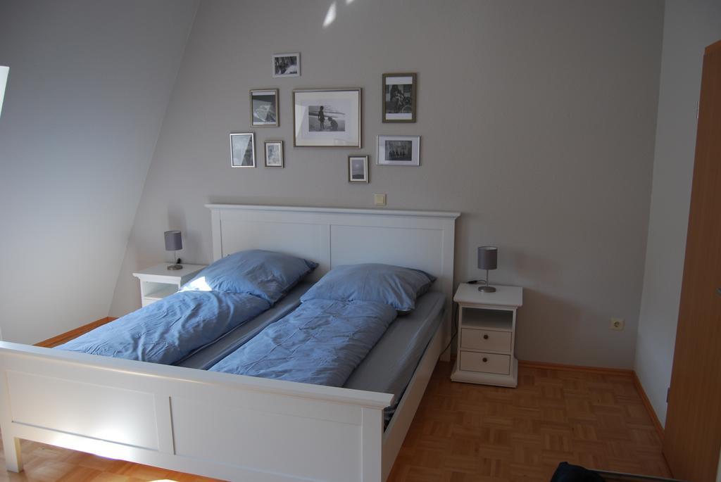 B2-Ferienwohnung Erfurt Pokoj fotografie